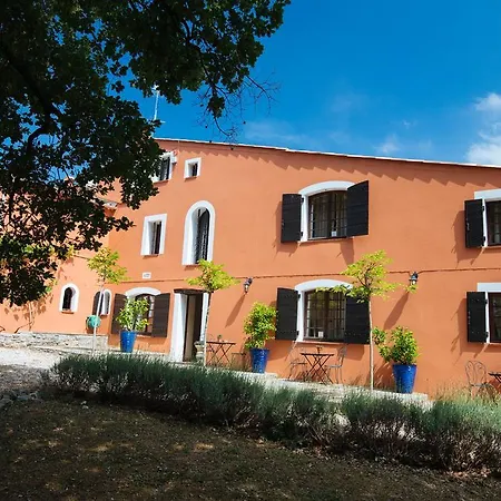 Bastide Avellanne Отель Besse-sur-Issole